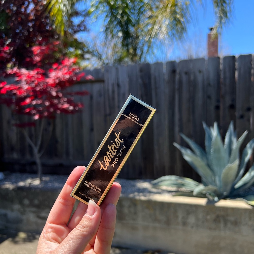 TARTE TARTIEST PRO GLOW HIGHLIGHTER